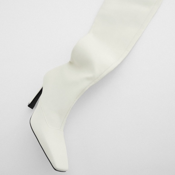 ZARA Geometrical Heel High Shaft Boots - Picture 5 of 8